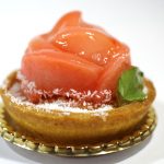 Postres creativos con sabor a verano: Tarta de durazno con mousse de burrata y una mermelada casera fuera de lo común